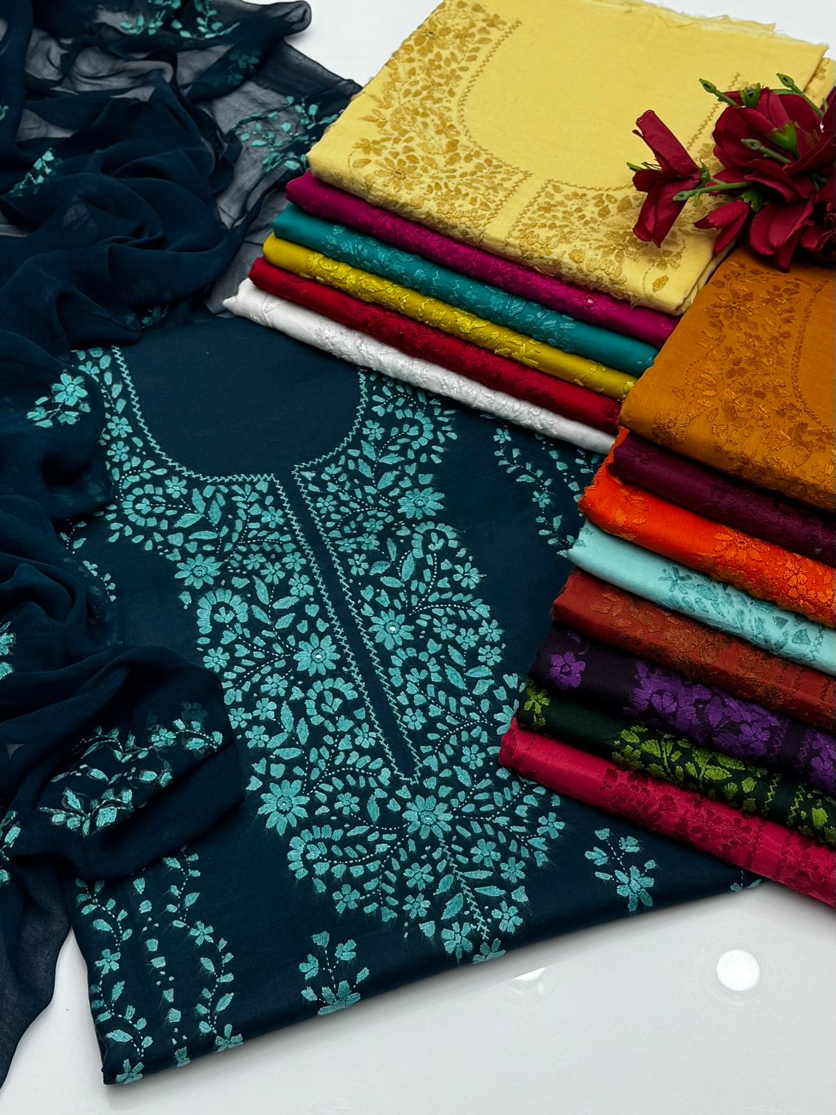 Pakka Shesha Work GTM Lawn 3 Pcs Suit